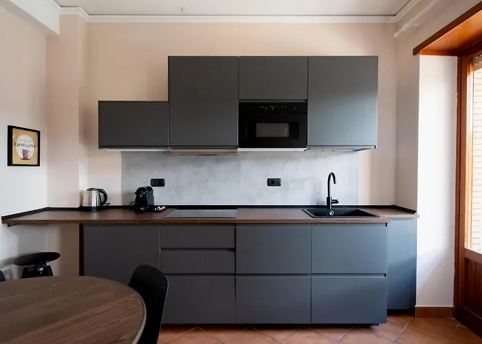 Apartment Stylish Vatican -walk To St Peter & Foro Italico - Ashouse Collection *
